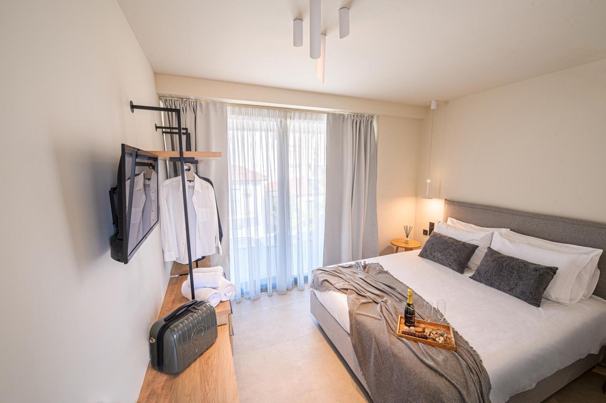 Luaz Suites Vólos Extérieur photo
